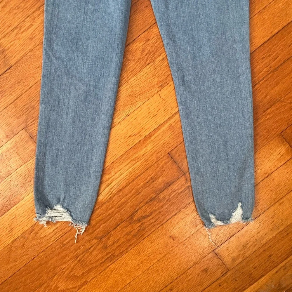 Levi's 721 High-Rise Skinny Women's Jeans - 28 Light Blue - Picture 7 of 10